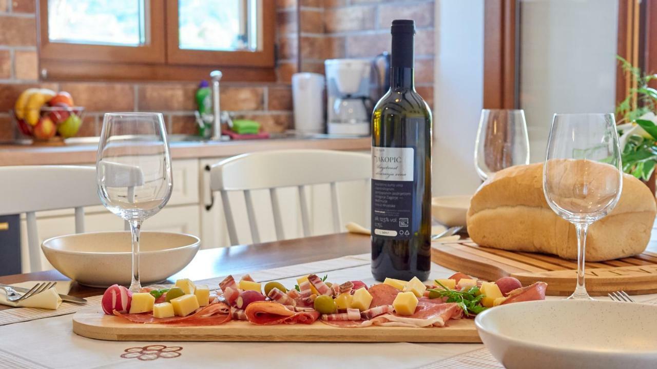 Casa Valla By Rent Istria بوزت المظهر الخارجي الصورة